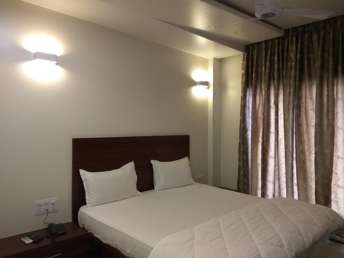 Manasi Inn 사타라 외부 사진