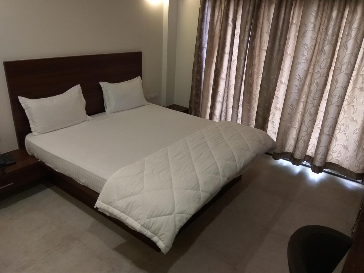 Manasi Inn 사타라 외부 사진