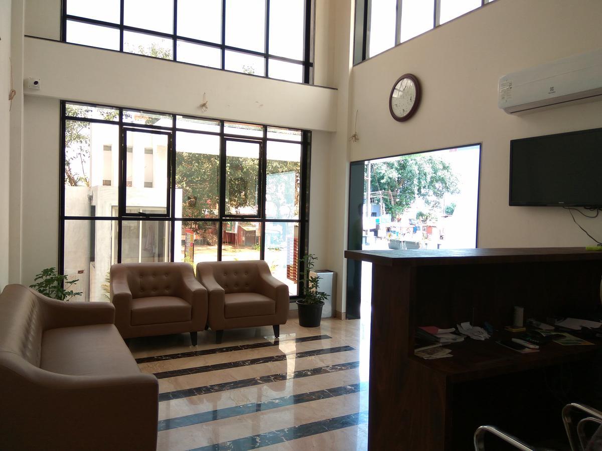 Manasi Inn 사타라 외부 사진